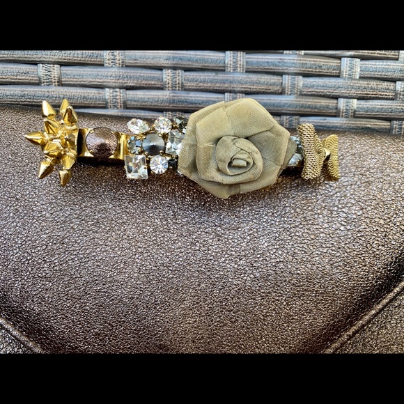 MAISON DU POSH ENVELOPE CLITCH CRYSTAL RING DETAIL - Picture 8 of 8